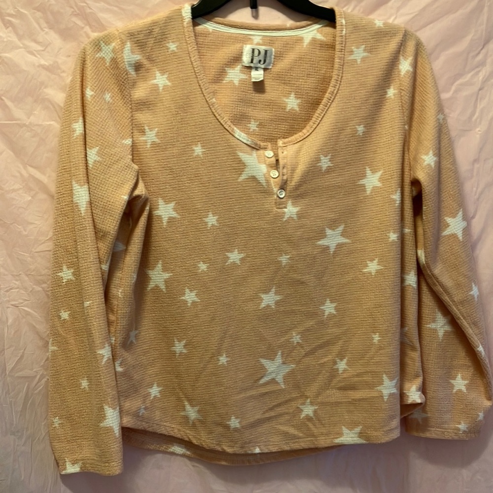 Pink and white sleep top
